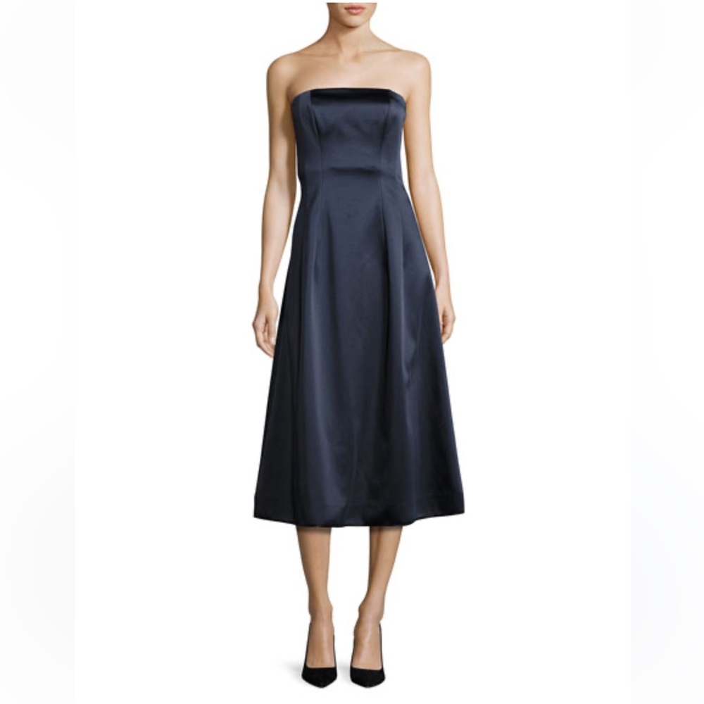 DIANE VON FURSTENBERG dress.